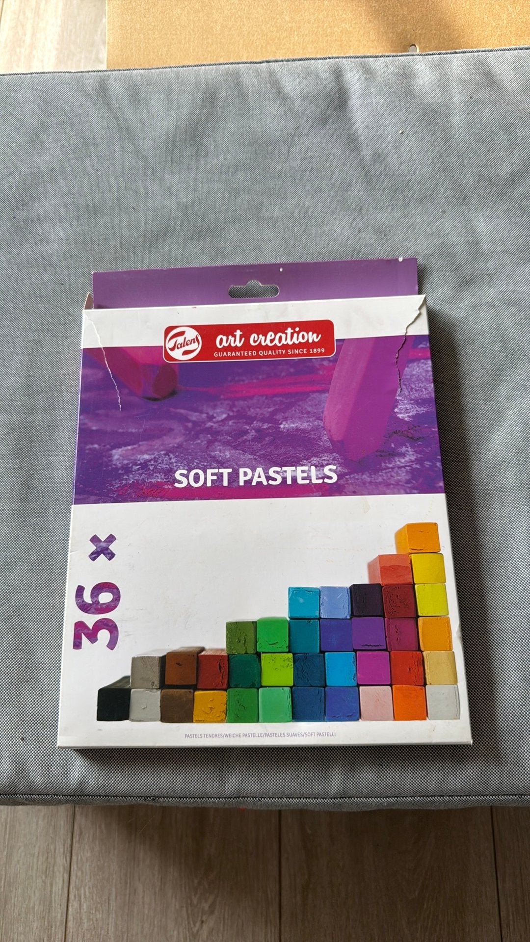 Soft pastels (kunstwerk), Enlèvement, Comme neuf