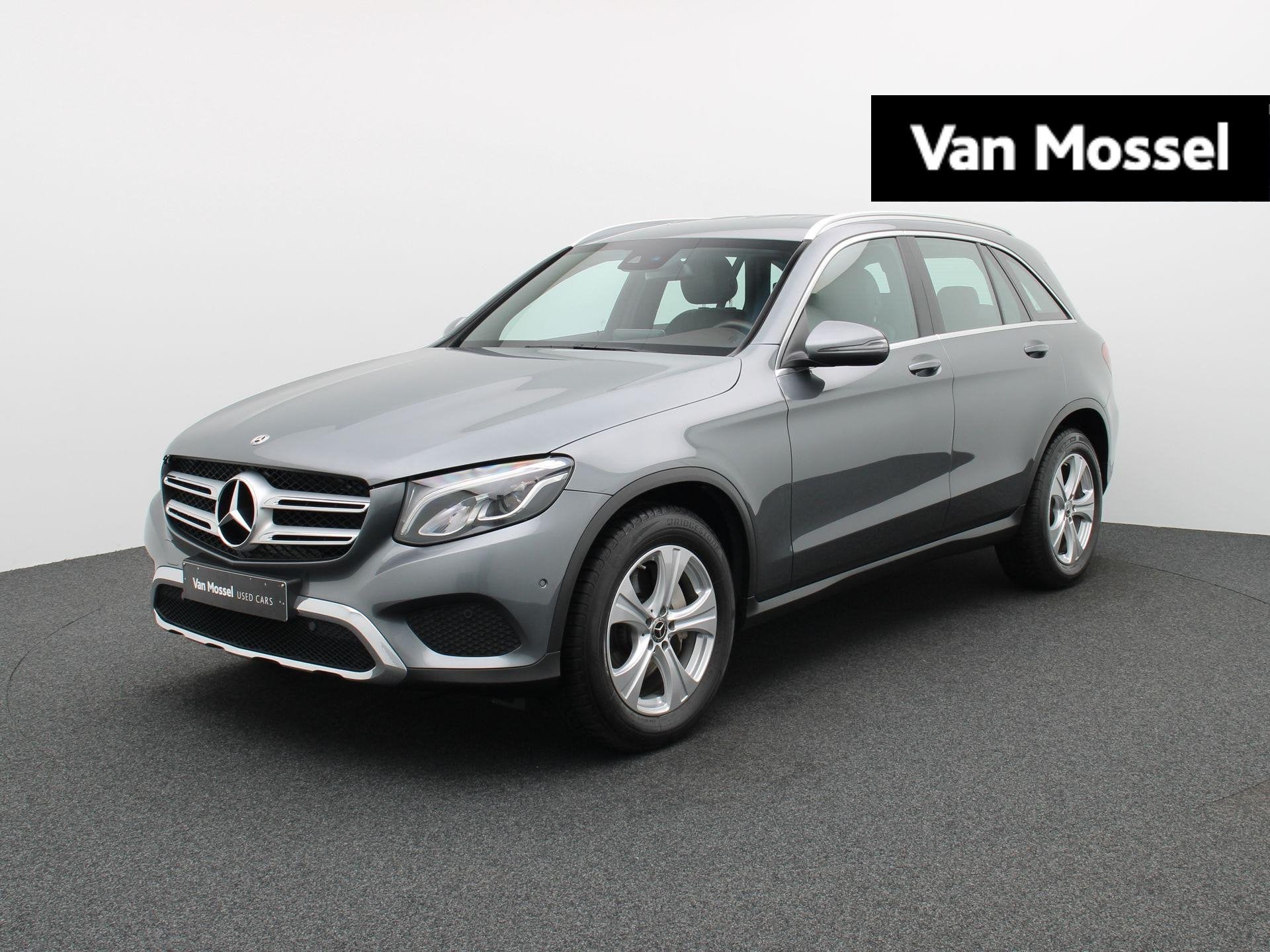 Mercedes-Benz GLC 250 4MATIC + LED + LEDER + CAMERA + TREKHA, Auto's, Mercedes-Benz, Automaat, Dealer onderhouden, Stof, Gebruikt