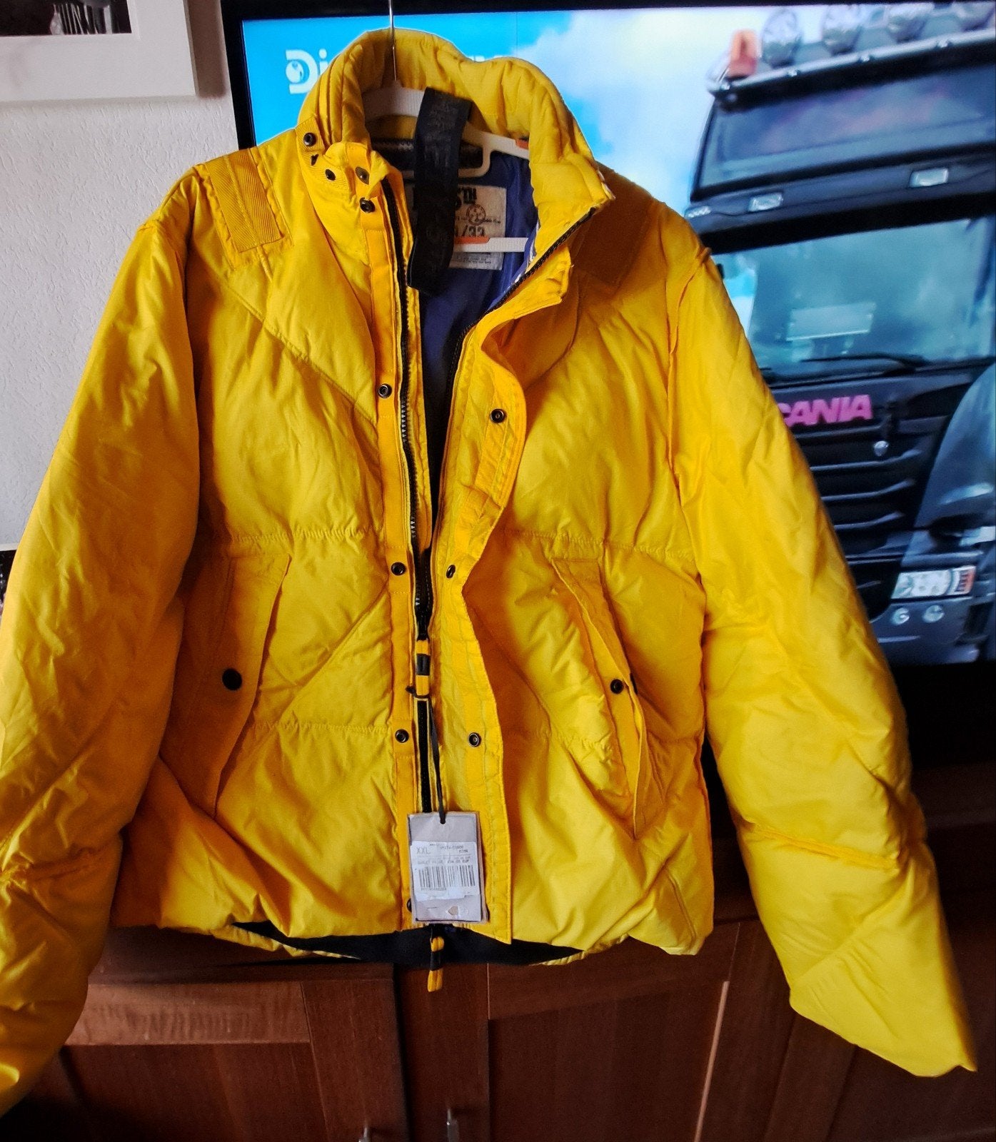 Belle veste d'hiver xxl, Vêtements | Hommes, Vêtements de sports d'hiver, Neuf, Enlèvement ou Envoi, R95th, Blouson