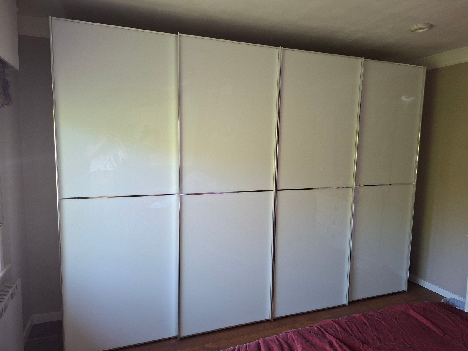 Grote moderne kleerkast wit glans softclose schuifdeuren., Huis en Inrichting, Kasten | Kleerkasten, Modern minimalistisch, 200 cm of meer