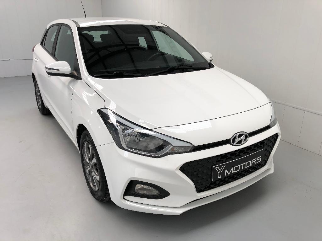 HYUNDAI i20 1.2i ACTIVE FACELIFT CLIM CAMERA GARANTIE, Autos, Achat, Euro 6, Entreprise, Garantie prolongée