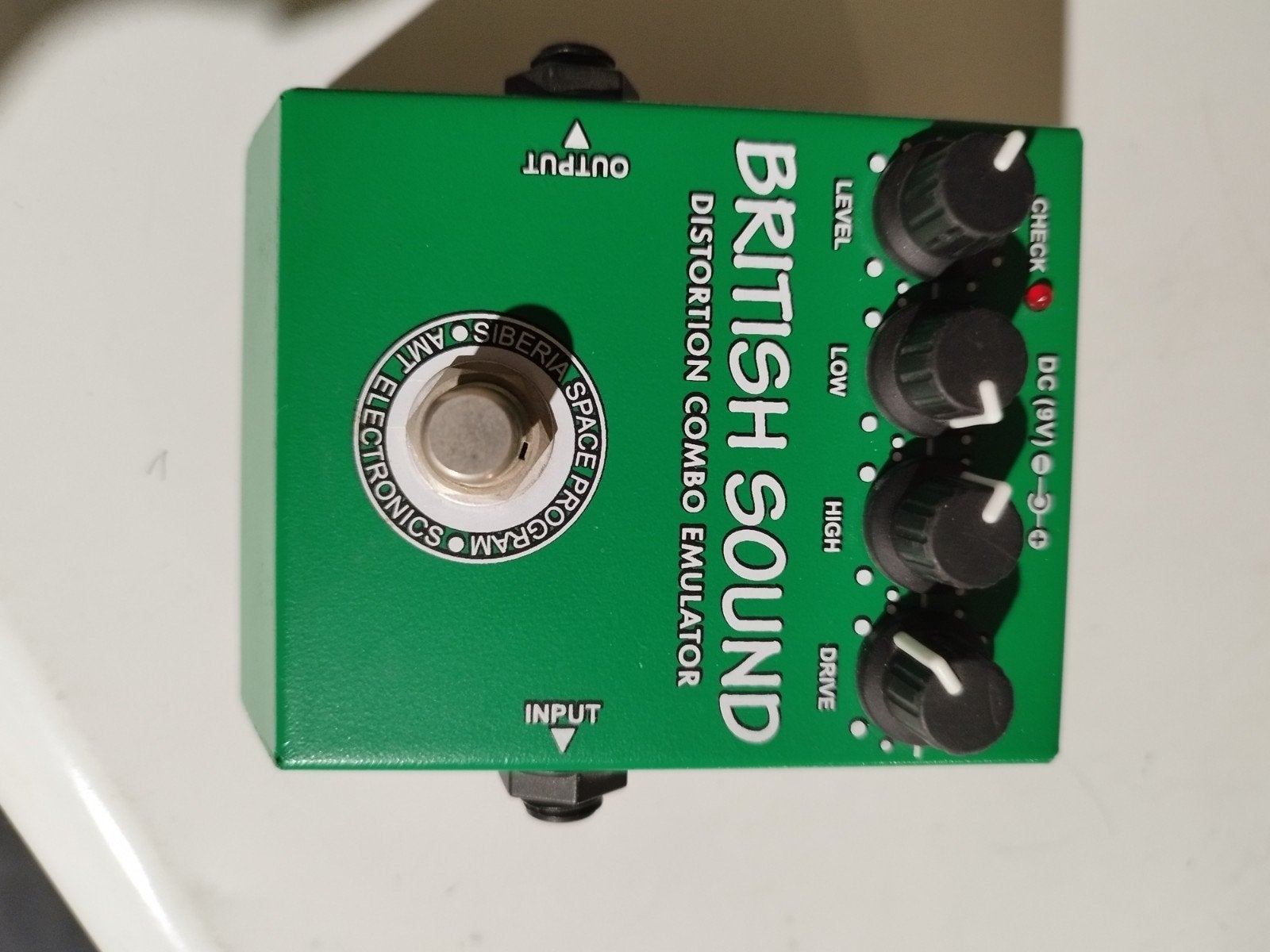 ② Pédale AMT British sound distorsion combo emulator — Effets
