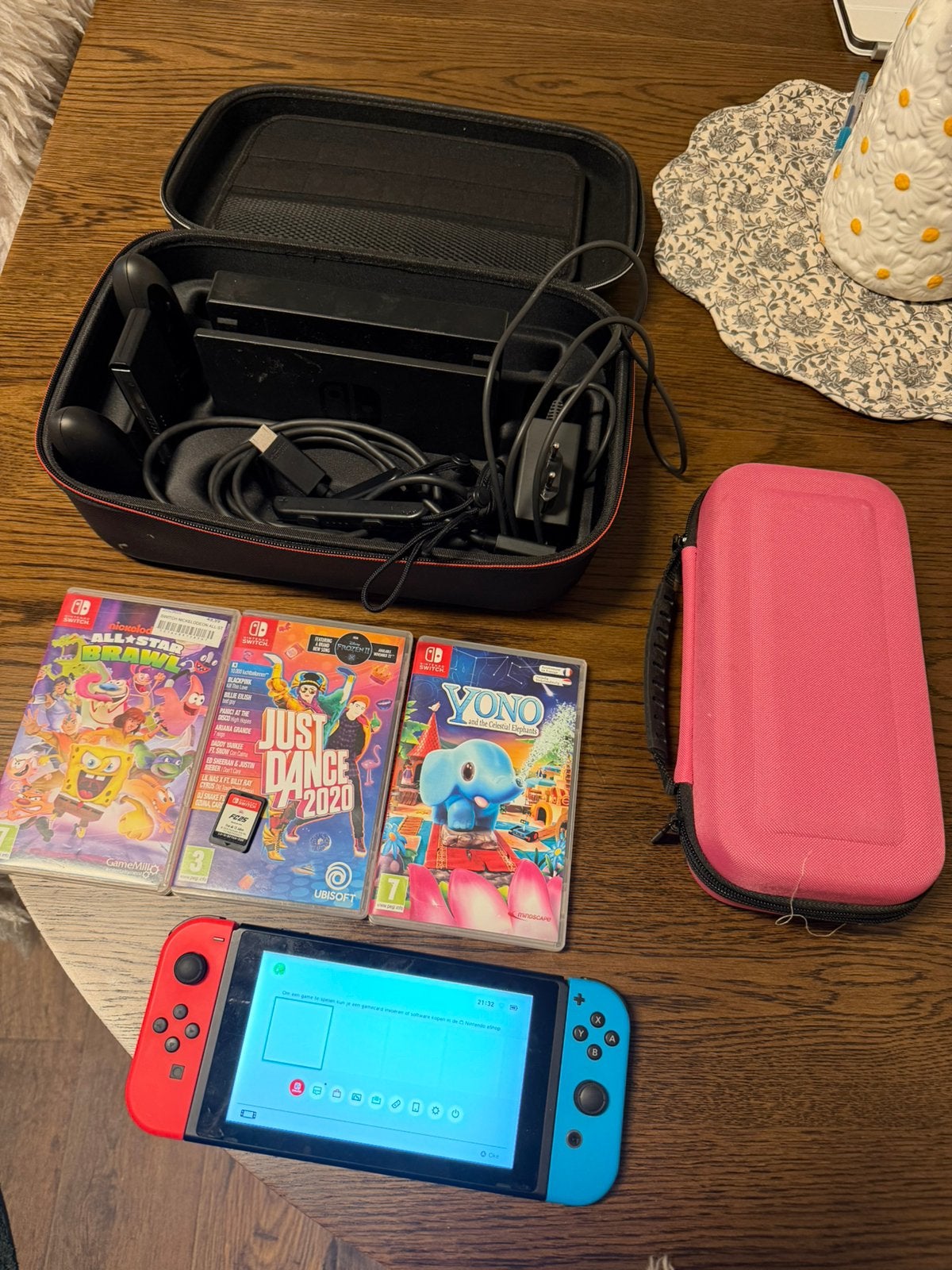 Nintendo Switch avec jeux, etc., Consoles de jeu & Jeux vidéo, Enlèvement, Comme neuf, Avec jeux