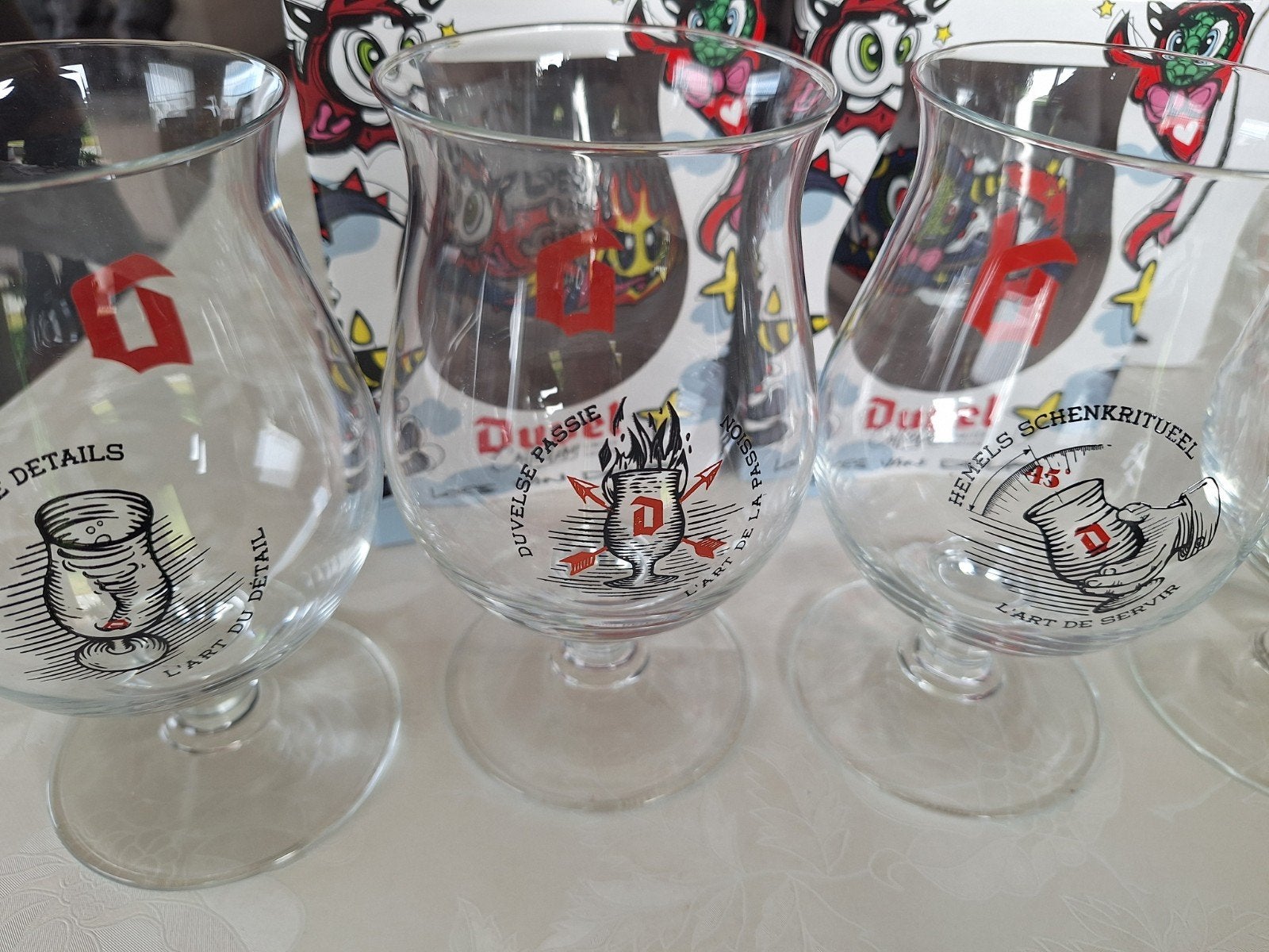 Duvel glazen, schenkritueel, Ophalen, Duvel