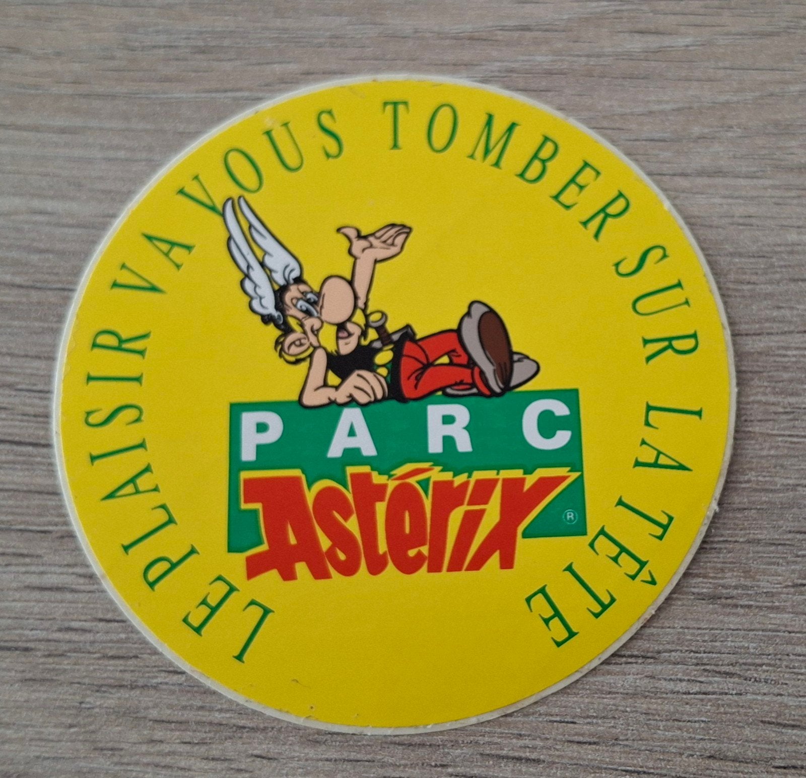Sticker pretpark Parc Asterix Frankrijk stripfiguur strip, Ophalen of Verzenden, Zo goed als nieuw, Strip of Tekenfilm