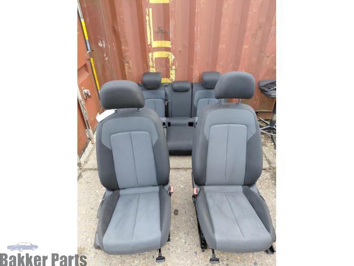 Stoelen + Bank (compleet) van een Audi Q2, Gebruikt, -, -, Audi