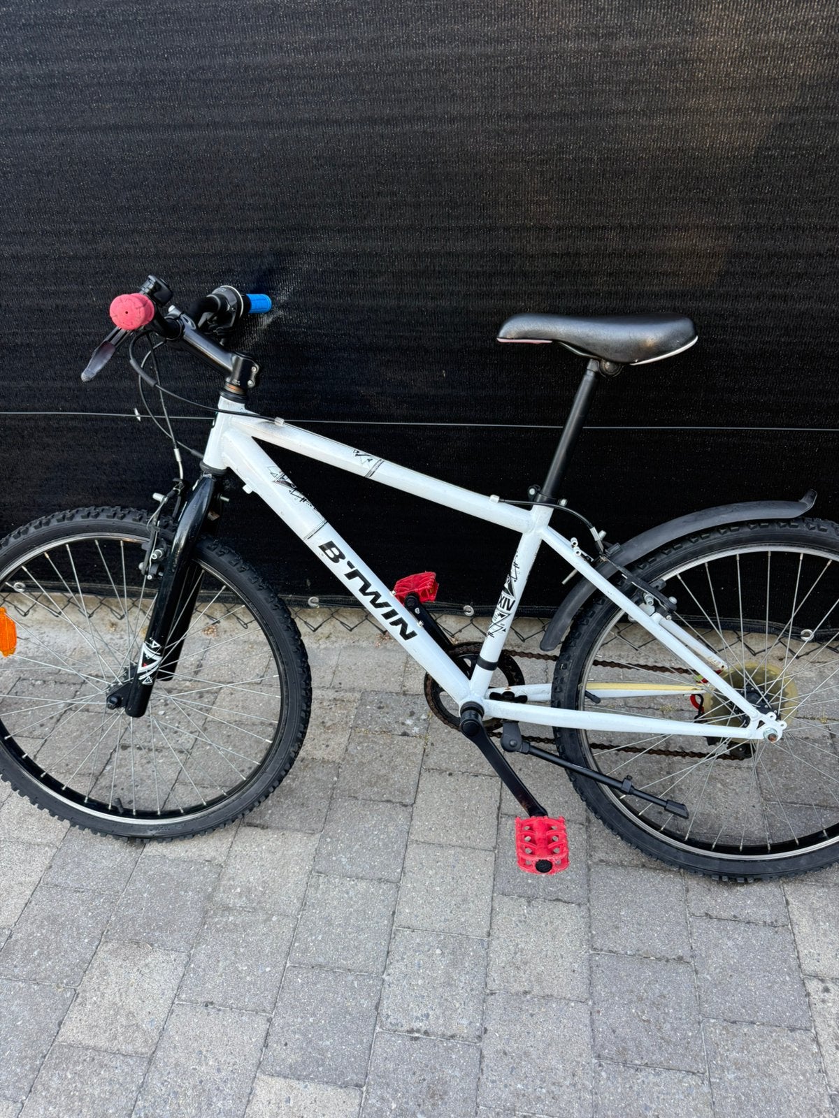 Jongensfiets btwin 24inch, Fietsen en Brommers, Fietsen | Kinderfietsjes, Ophalen, Gebruikt