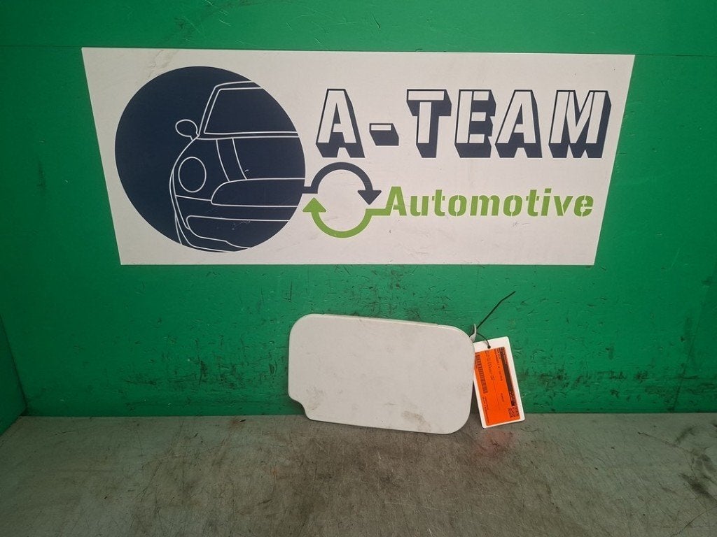 TANKKLEP Dacia Dokker Express (8S) (|78833058R|), Auto-onderdelen, Carrosserie, Dacia, Gebruikt, Renault Deutschland AG, Peter-Huppertz-Straße 5
51063  Köln, DE