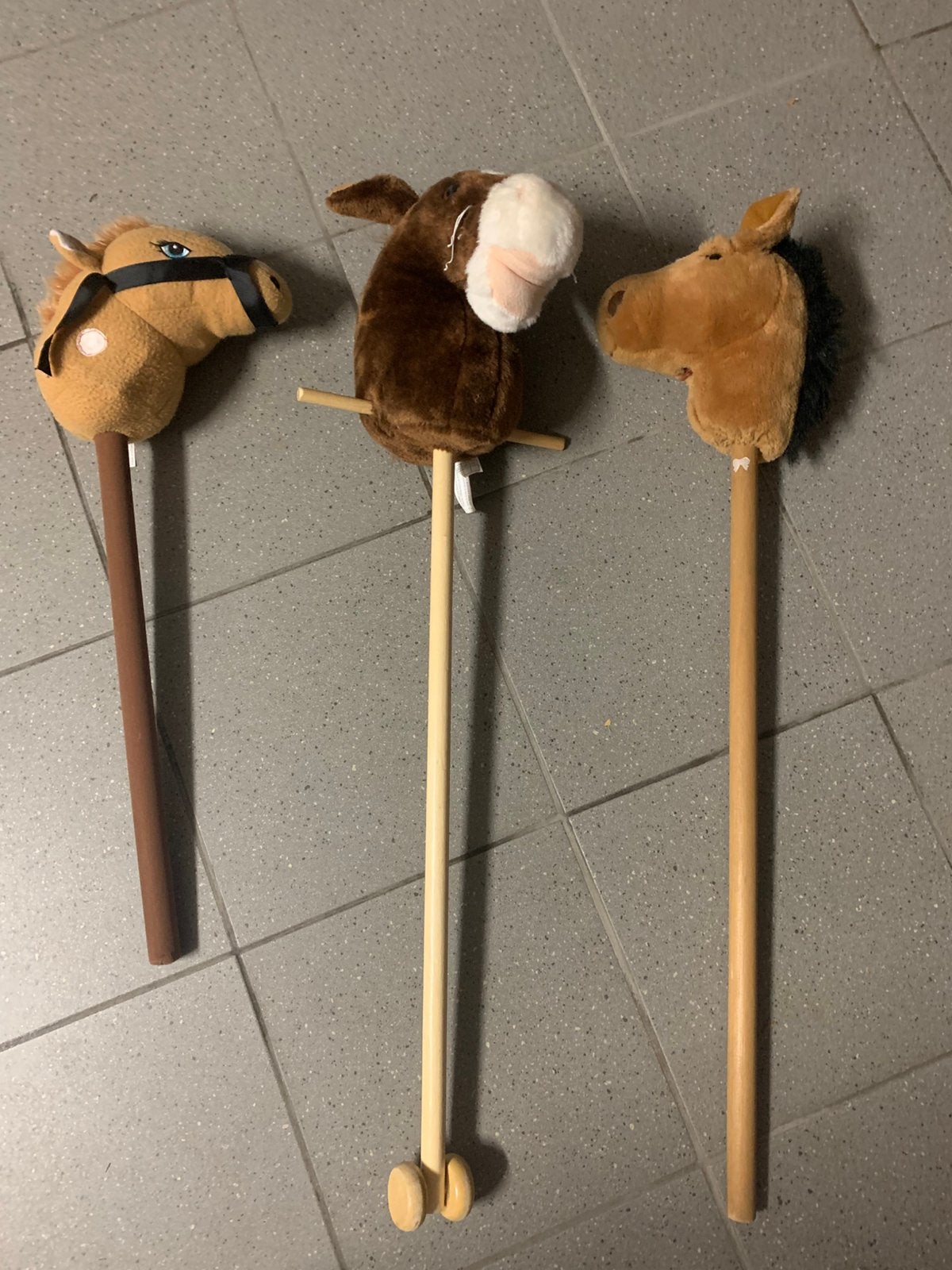Stokpaarden, Enlèvement ou Envoi, Comme neuf