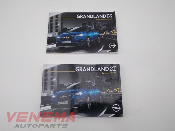 Instructie Boekje van een Opel Grandland X, Auto-onderdelen, Gebruikt, -, -, Opel