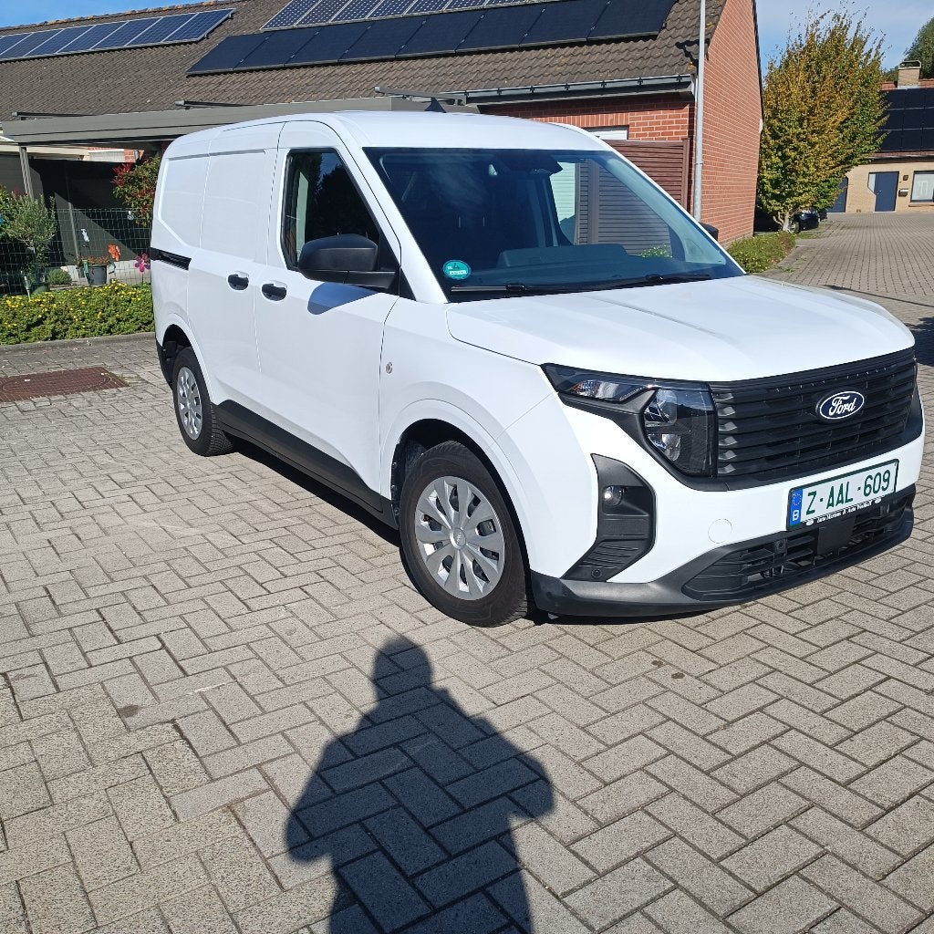 ford transit courier,nieuwste model,9200km,benzine, Autos, 1305 kg, Euro 6, Entreprise, Boîte manuelle