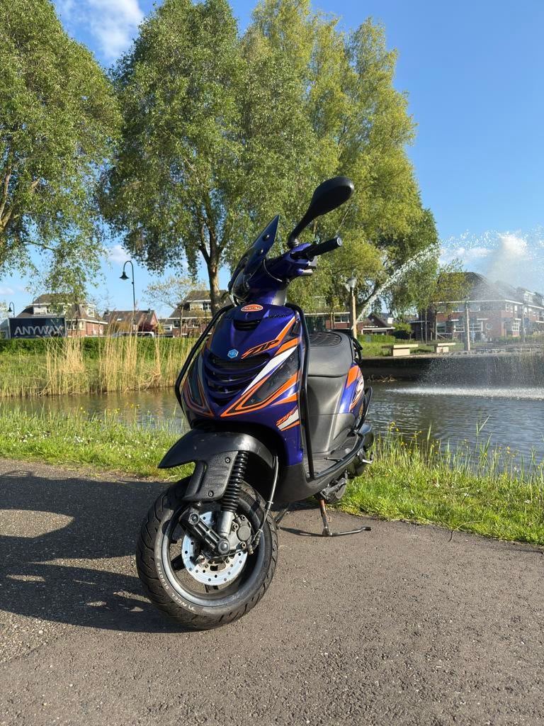 Piaggio Zip Sp 172CC LC Stage 3 A2, Fietsen en Brommers, Ophalen, Zo goed als nieuw