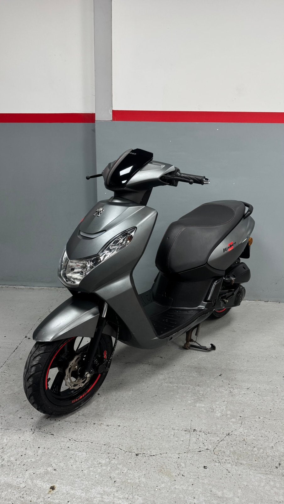 Peugeot Kisbee RS Top staat Klasse A, Vélos & Vélomoteurs, Scooters | Peugeot, Comme neuf, Autres modèles, Classe A (25 km/h)