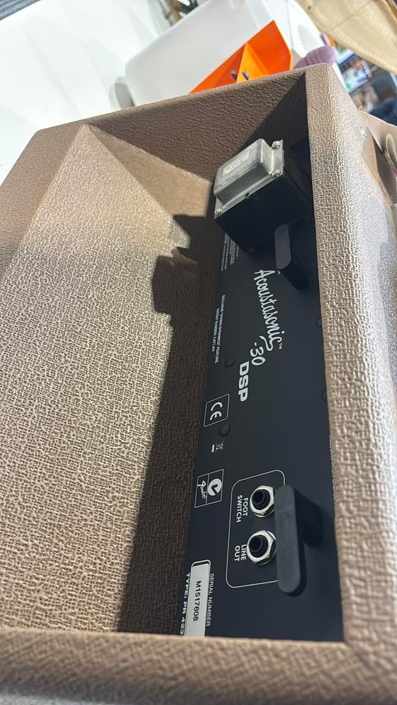 Versterker fender nieuw, Ophalen, Zo goed als nieuw