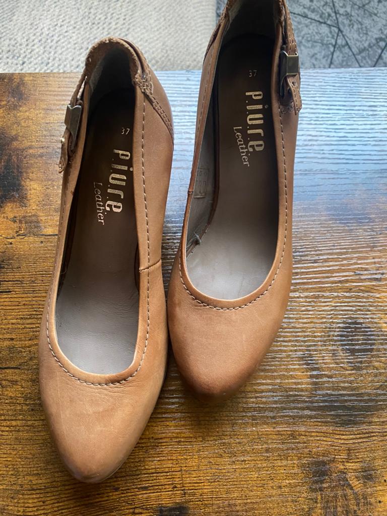 Escarpins Pure Cognac - taille 37 - talon d'environ 8 cm, Enlèvement ou Envoi, Comme neuf, Escarpins