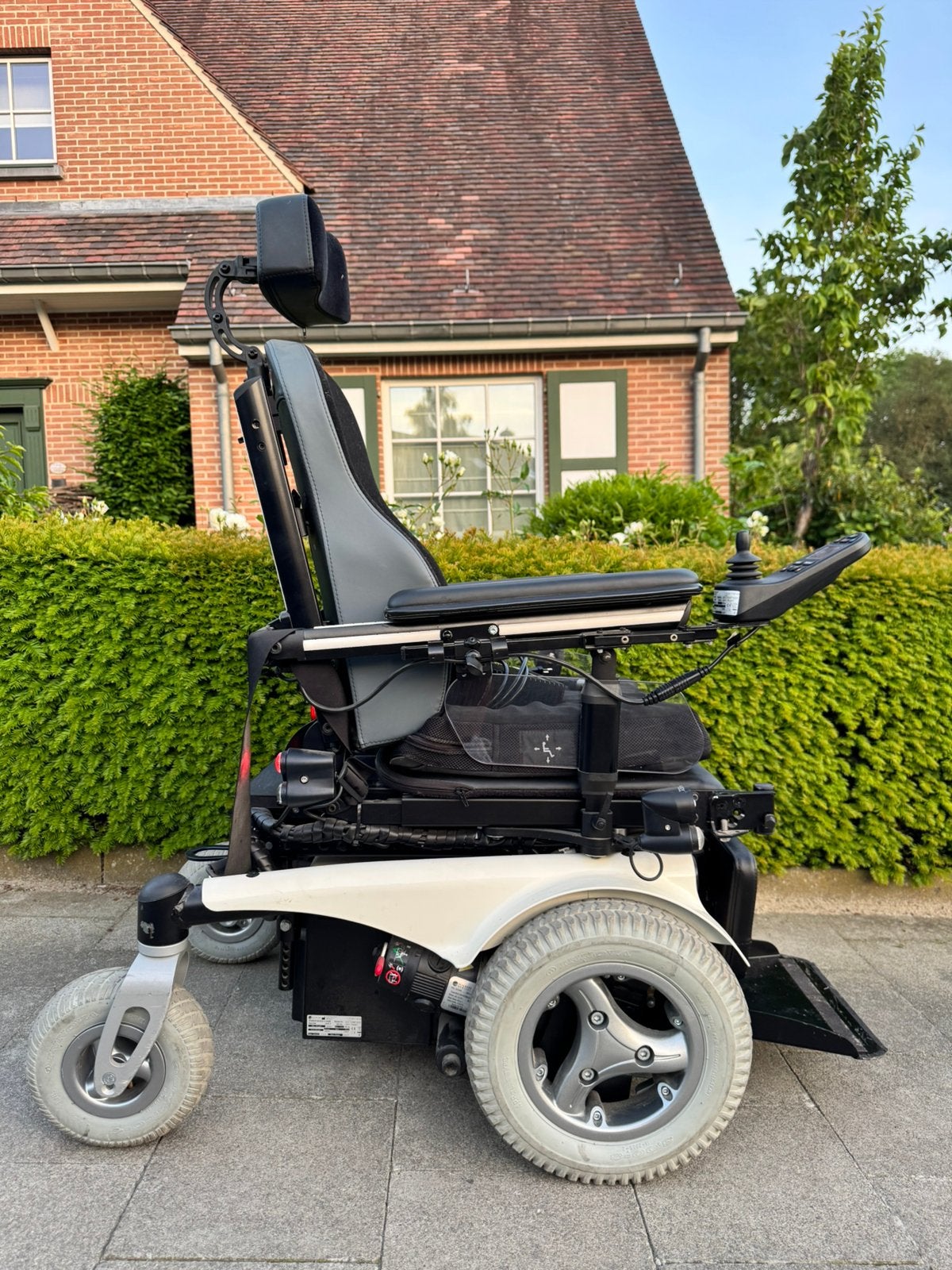 Quickie jive F elektrische rolstoel met alle mogelijkheden, Ophalen of Verzenden, Inklapbaar, Zo goed als nieuw, Elektrische rolstoel