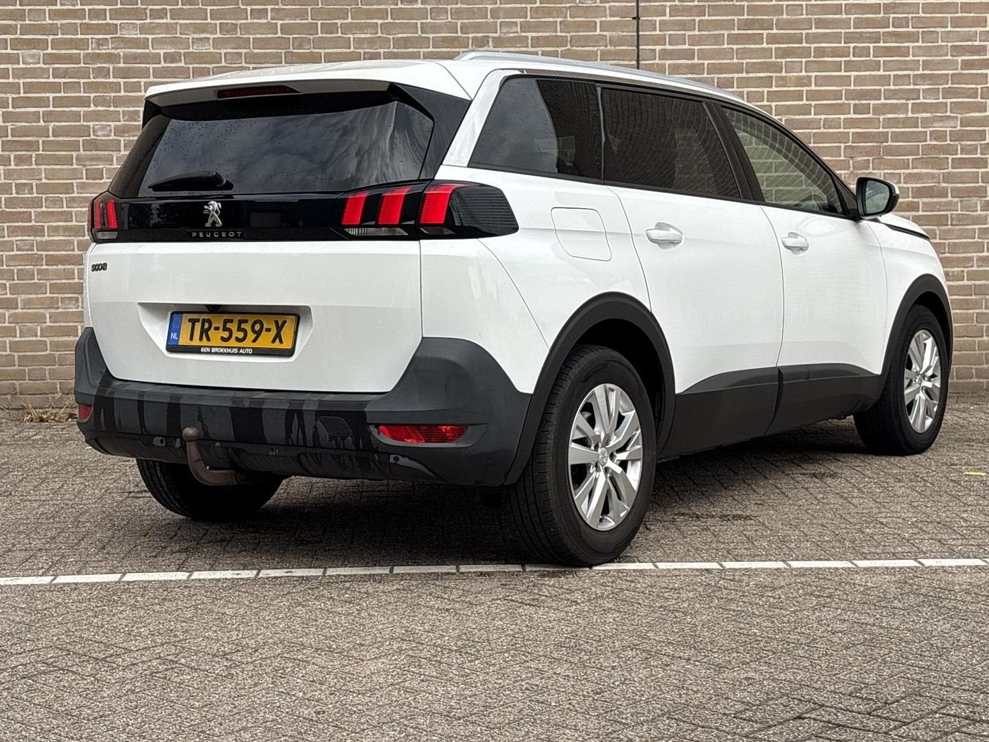 Peugeot 5008 1.2 PureTech Blue Lease Executive | 7P. | Leder, Achat, Entreprise, Boîte manuelle, Noir