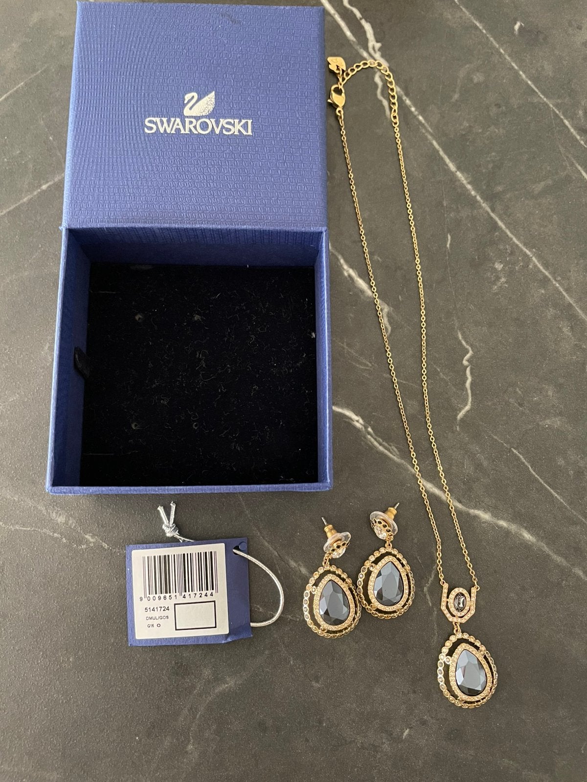 Swarovski Darling ketting + oorbellen – originele verpakking, Verzamelen, Ophalen, Zo goed als nieuw