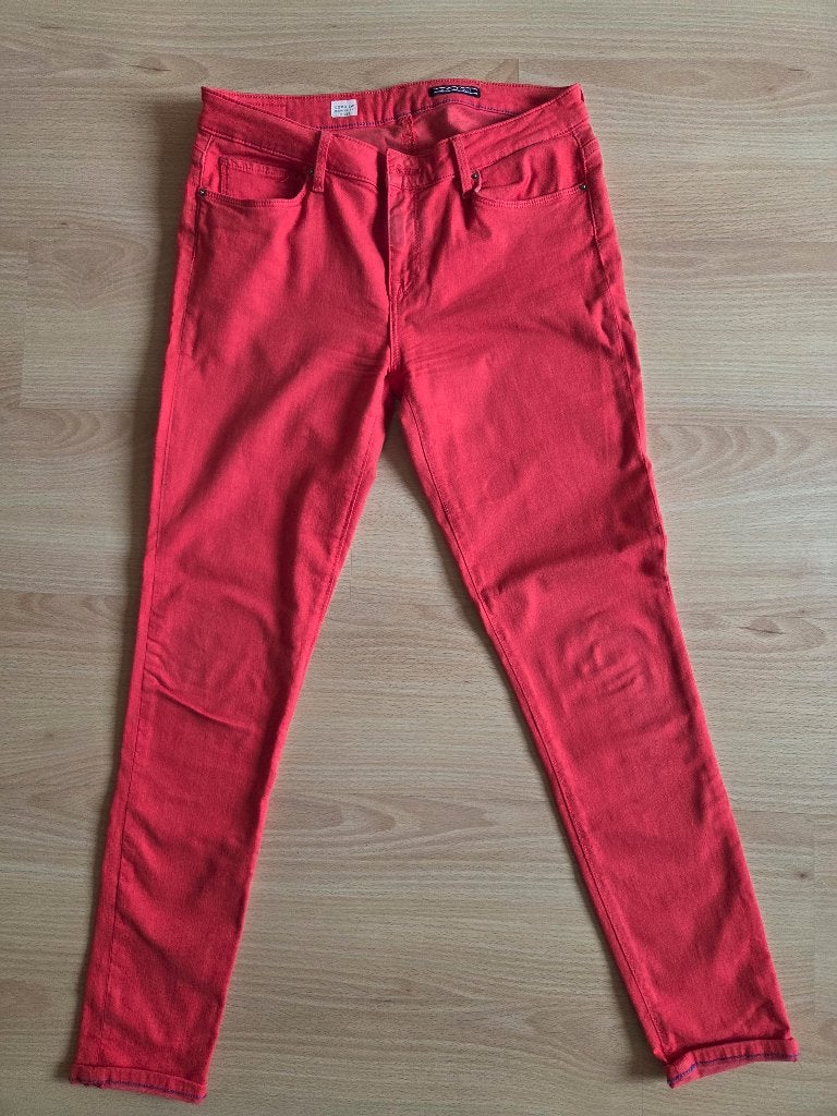 Rode jeans - Tommy Hilfiger - maat 31/32, Tommy hilfiger, Overige kleuren, Ophalen of Verzenden, W30 - W32 (confectie 38/40)