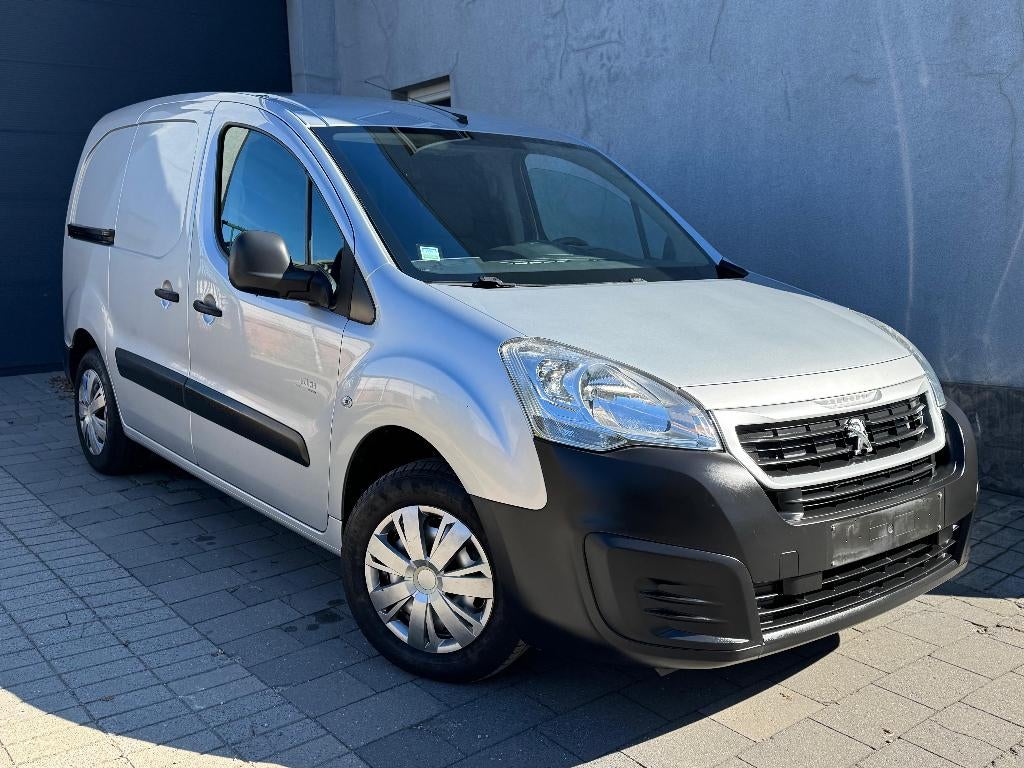 PEUGEOT PARTNER 1.6 DIESEL 2016 LICHTE VRACHT EURO 6B WEINIG, Auto's, Stof, Euro 6, 4 cilinders, 1600 cc