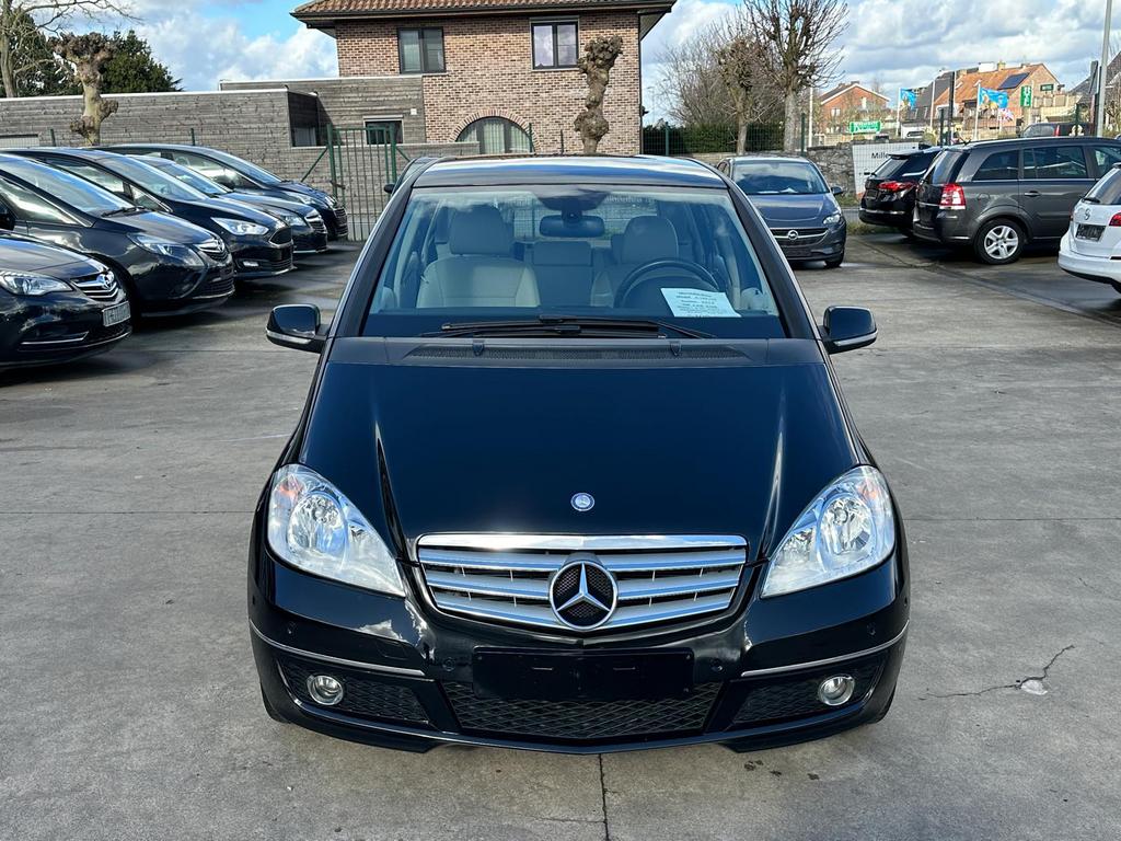 Mercedes-Benz A180 2L Diesel Eerste Eigenaar, Euro 5, Zwart, Bedrijf, Parkeersensor