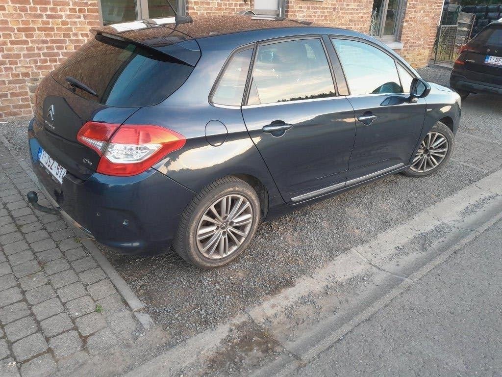 C4 exclusieve dieselautomaat, Auto's, Euro 5, 4 cilinders, Blauw, Leder en Stof