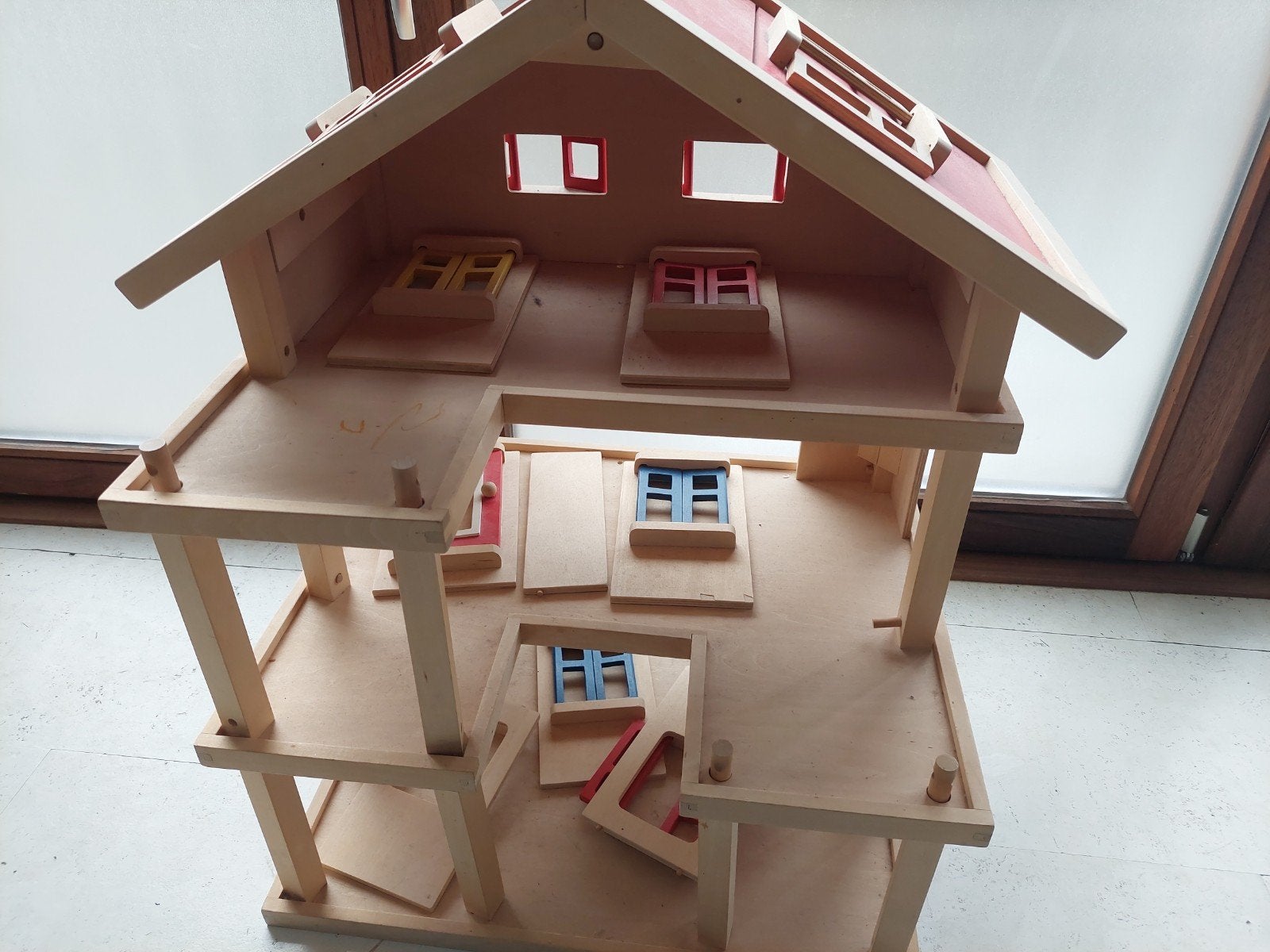 houten speelhuis - poppenhuis, Ophalen, Zo goed als nieuw, Poppenhuis