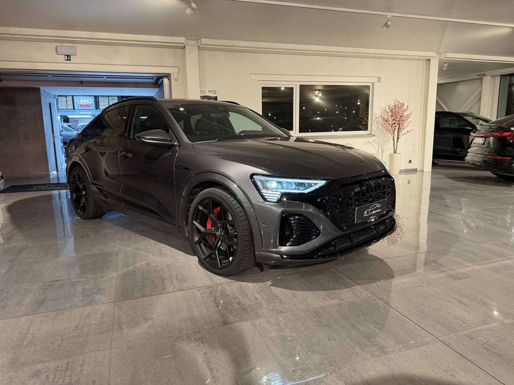 Audi Q8 e-tron 115KWH 55 QUATTRO 408PK * MATRIX * 3X S-LINE, Auto's, Automaat, Gebruikt, Zwart, Q8 e-tron