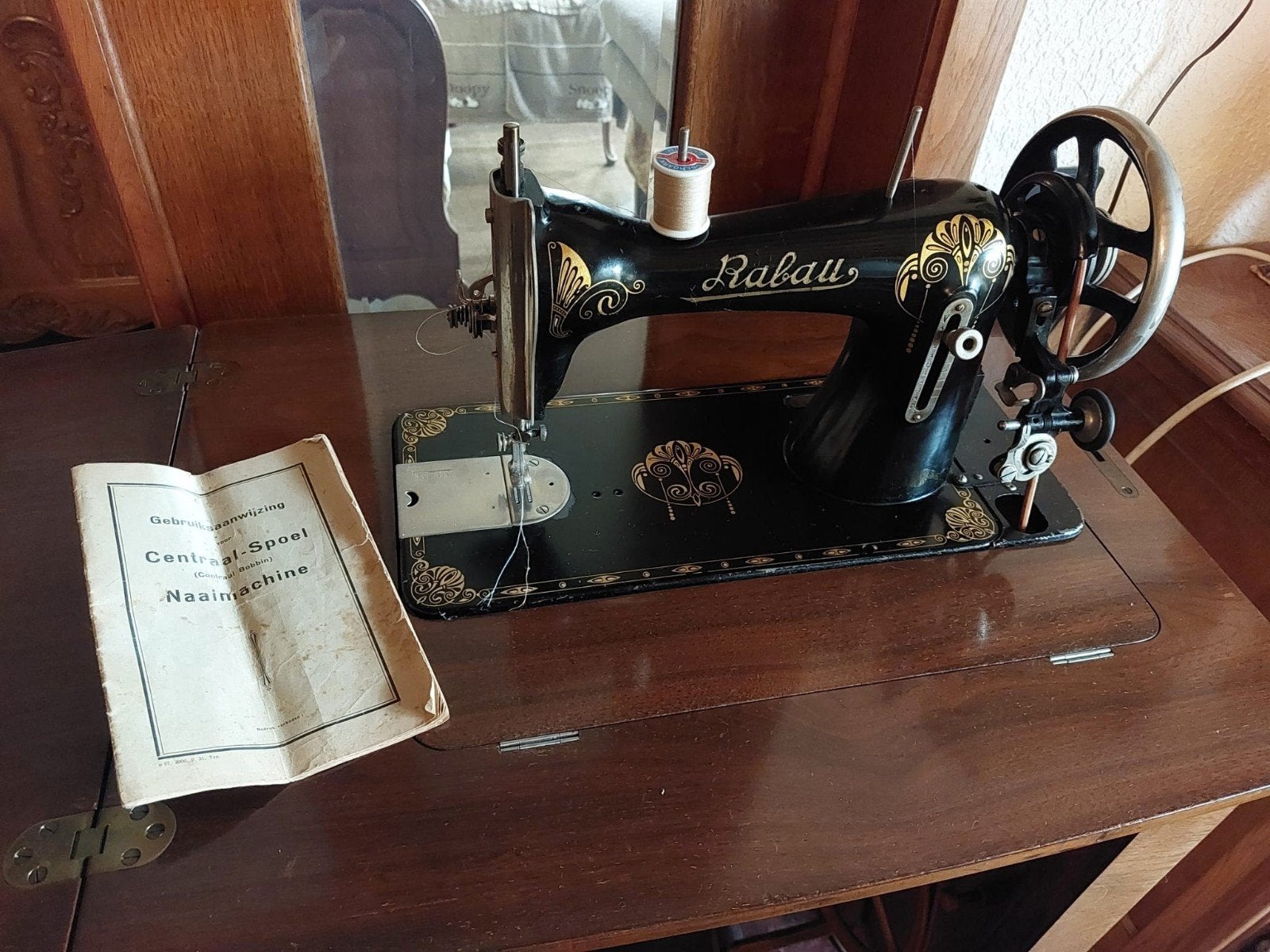 naaimachine Rabau , werkt perfect, Ophalen