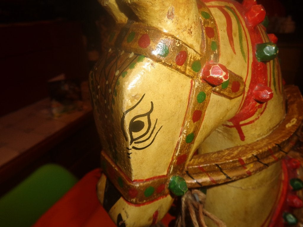 Antiek paard, Ophalen