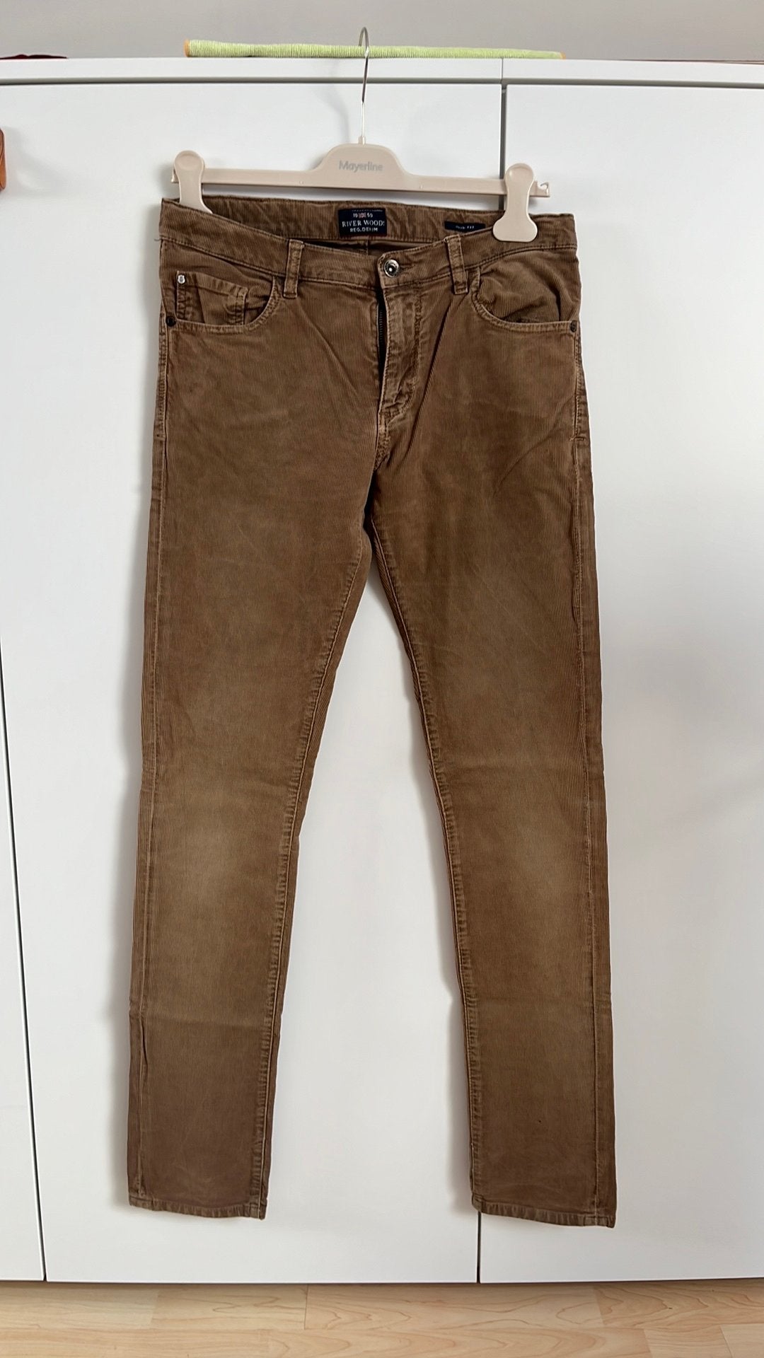 Ribfluwelen broek River Woods 16 jaar, Kinderen en Baby's, Kinderkleding | Maat 176, Ophalen of Verzenden, Zo goed als nieuw, Jongen
