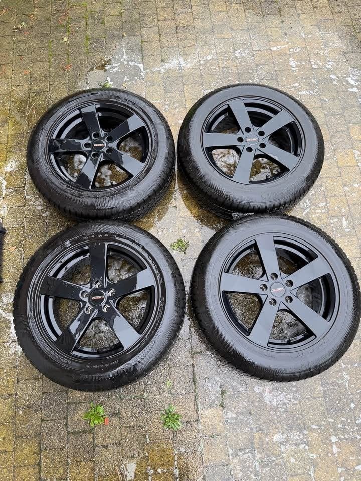 Winterset Audi Q3 ook VW Skoda Seat 215/65/17H topconditie, Autos : Pièces & Accessoires, Pneus & Jantes, Pneus et Jantes, 17 pouces