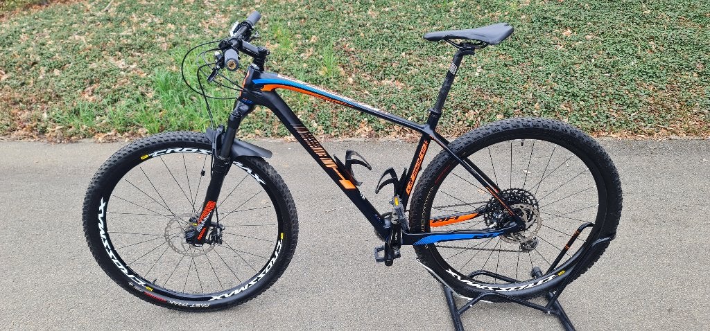 BH Ultimate (Large) : full carbone, Autres marques, 49 à 53 cm, Enlèvement, Utilisé