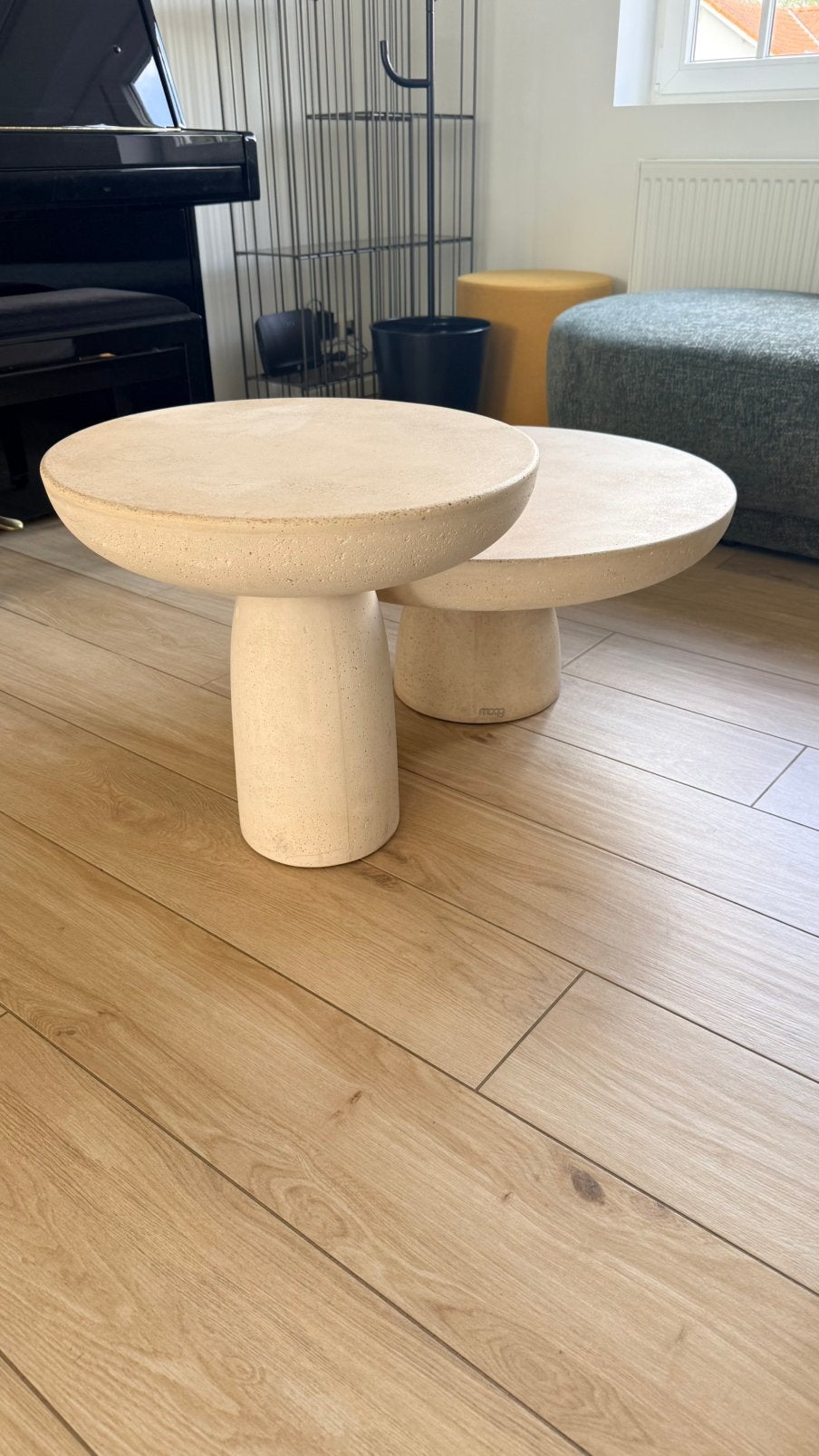 Mogg salontafel gewaxt beton ivoor, Ophalen, Zo goed als nieuw