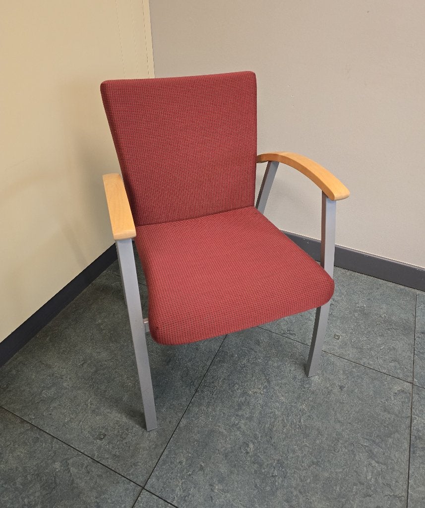 Bezoekersstoel, wachtkamer of vergaderruimte, Ophalen of Verzenden, Zo goed als nieuw