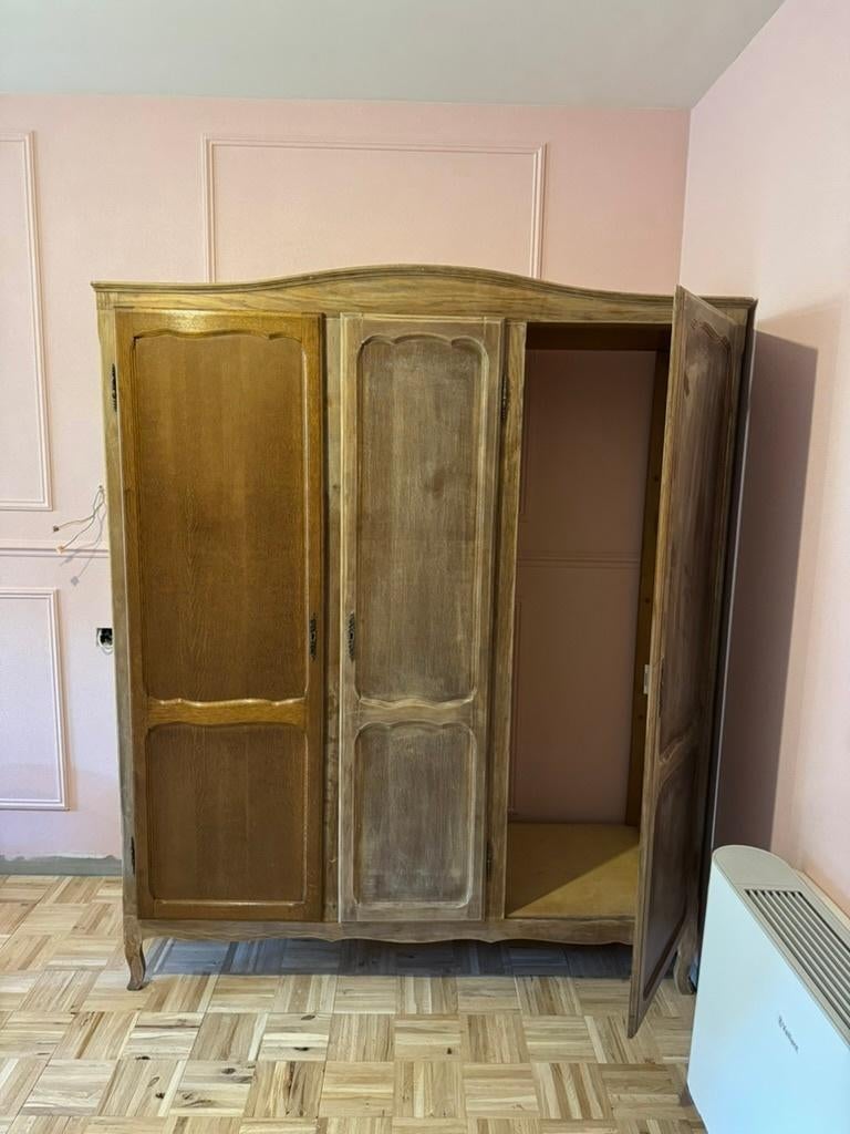 Houten drie-deurs kleerkast, Huis en Inrichting, Kasten | Kleerkasten, Gebruikt, 150 tot 200 cm, 100 tot 150 cm, 50 tot 75 cm