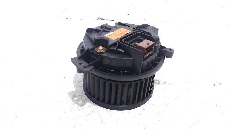 Kachel ventilator motor Audi A4, Onderdelen@venauto.nl, Van der Ven Autorecycling B.V., Gebruikt, Ettenseweg 76, 4706 PB Roosendaal, The Netherlands