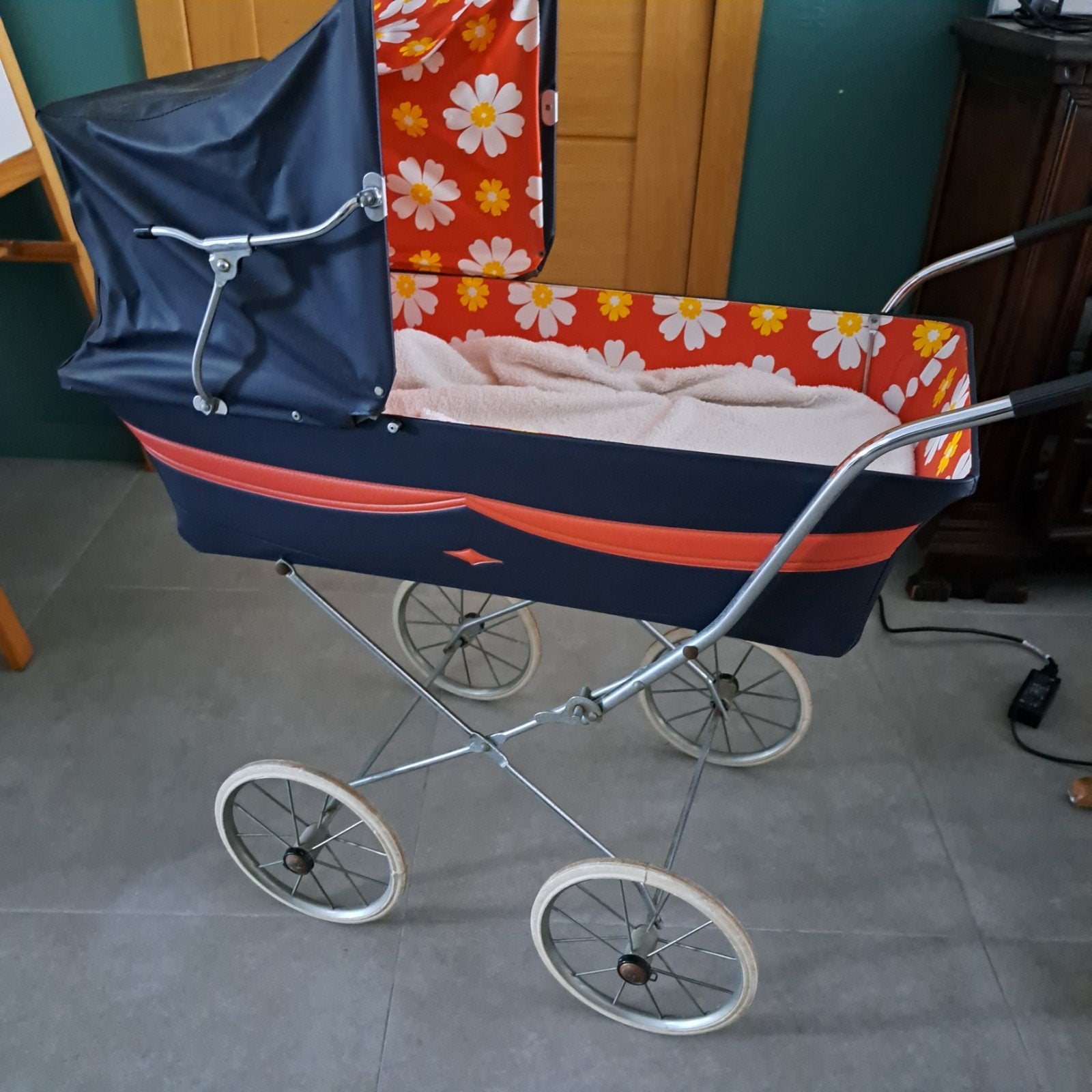 vintage poppenwagen, Kinderen en Baby's, Ophalen