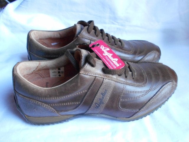 australian footwear, baskets neuves, Neuf, Brun, Baskets, Enlèvement ou Envoi