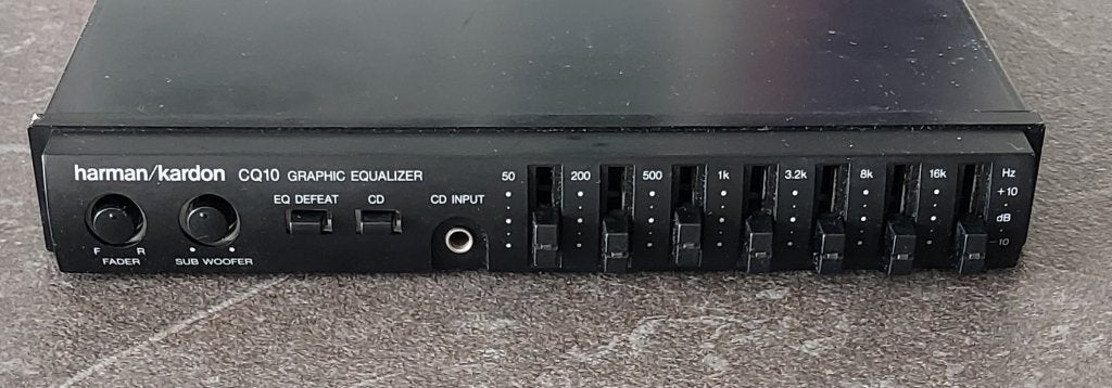 Harman Kardon CQ10 car audio graphic equalizer, Autos : Divers, Autoradios, Comme neuf, Enlèvement ou Envoi