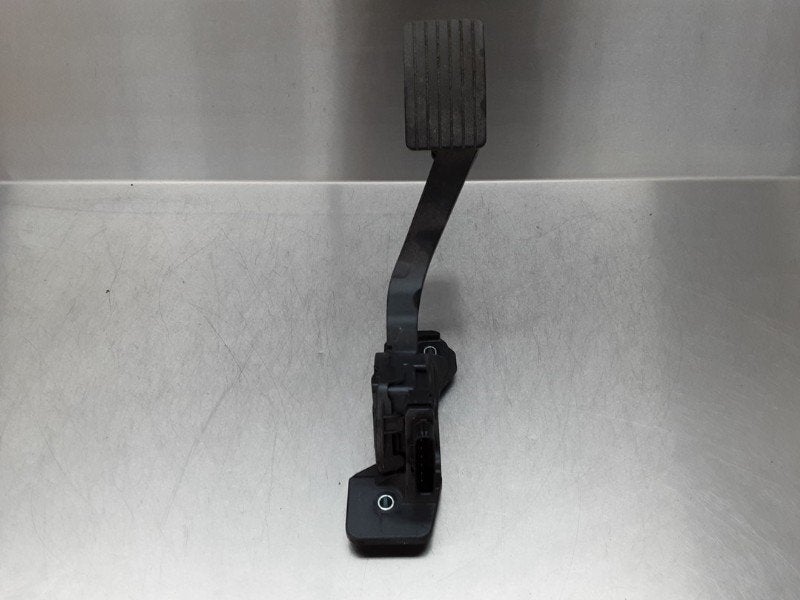 PEDALE D'ACCELERATEUR Space Star (A0) (|32417700|), Utilisé, Mitsubishi