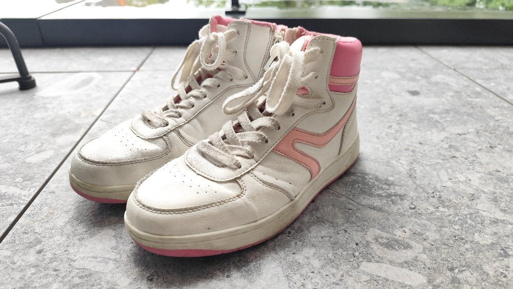 Mooie basket sneakers van CEMI, Enlèvement ou Envoi, Cemi, Comme neuf, Chaussures de sport