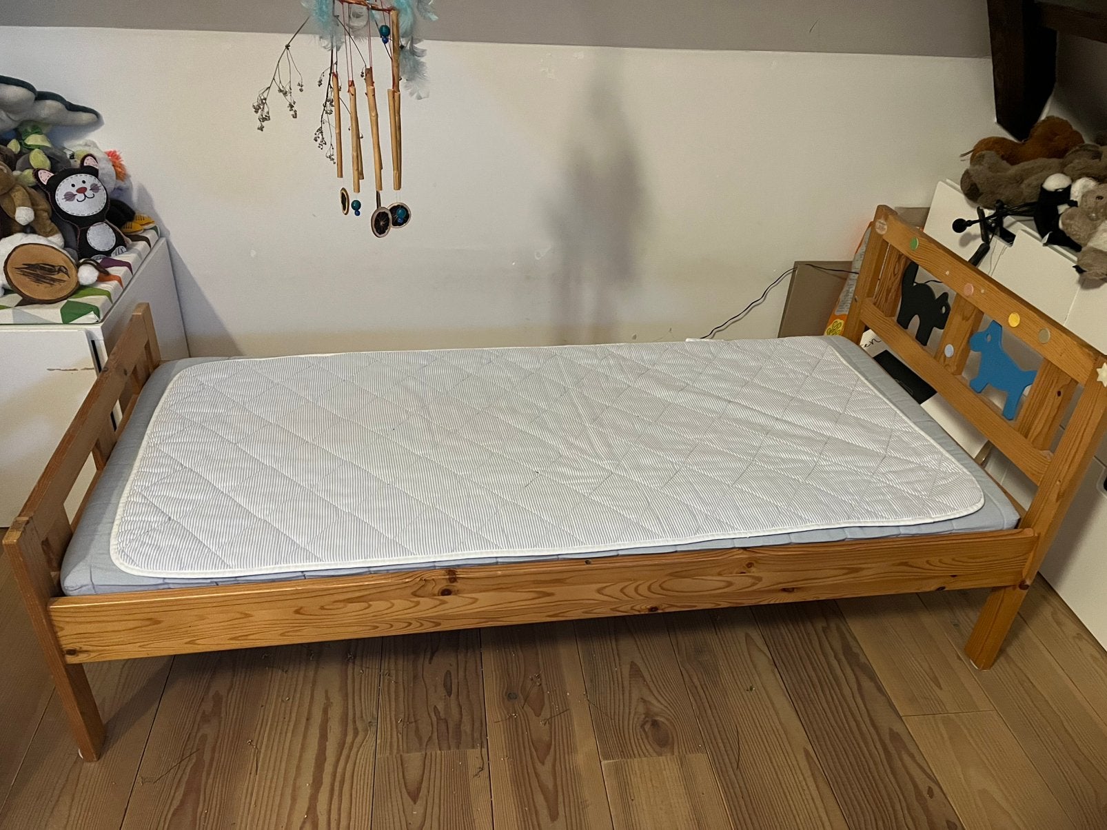 Ikea kinderbed hout met dieren, Kinderen en Baby's, Ophalen, Gebruikt, 70 tot 85 cm, 140 tot 160 cm