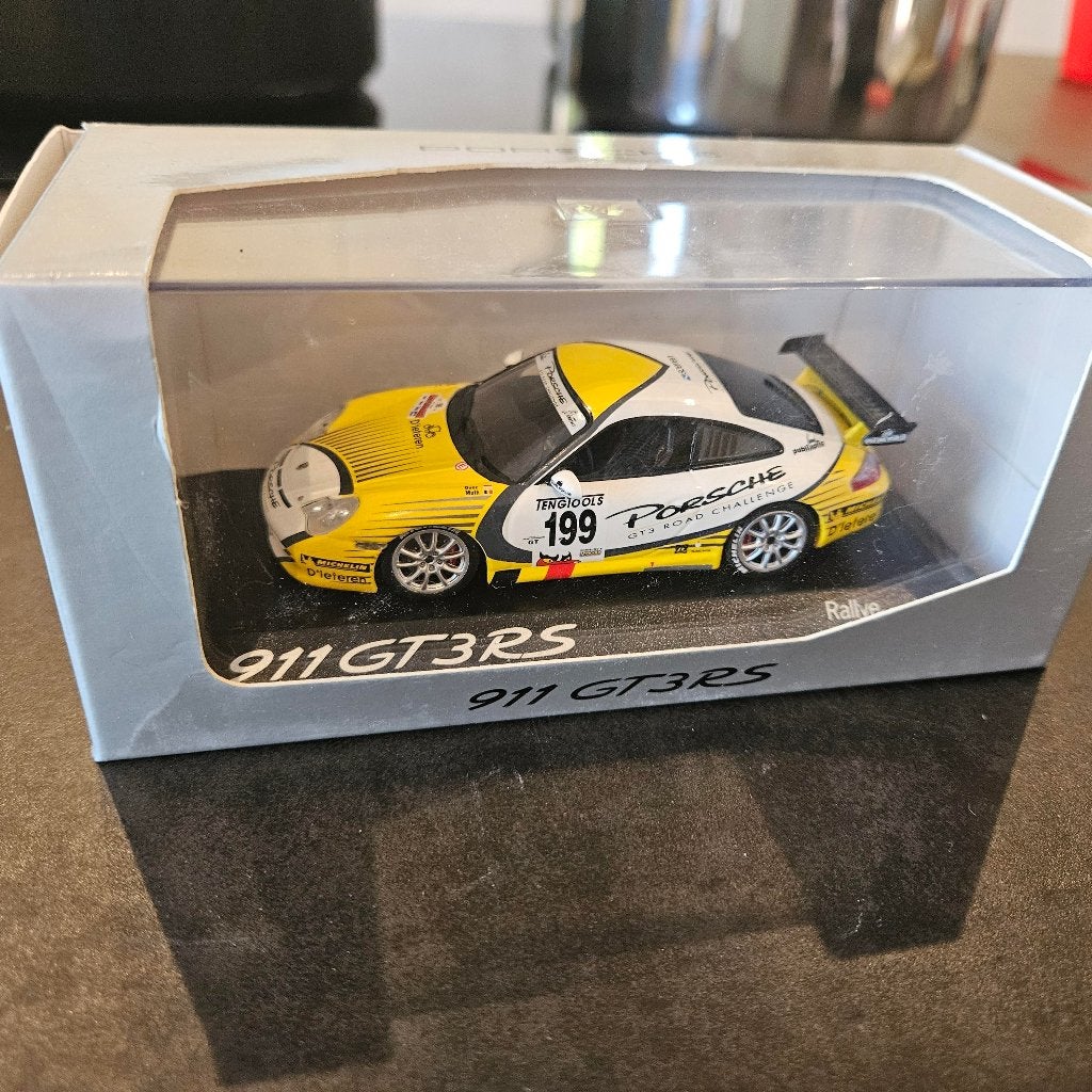 Minichamps Porsche 911 GT3 RS Présentation  1/43, Hobby en Vrije tijd, Modelauto's | 1:43, Ophalen of Verzenden, Nieuw, Auto, MiniChamps