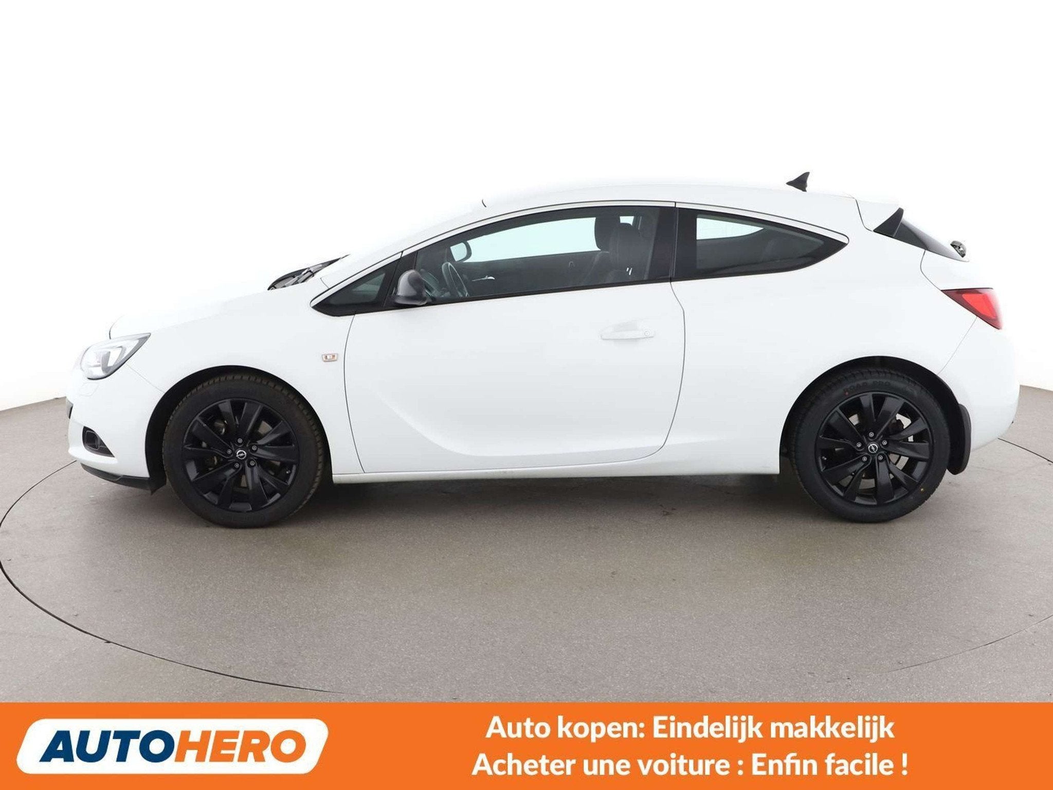 Opel Astra 1.4 Turbo Basis (bj 2016), Auto's, Voorwielaandrijving, Gebruikt, Zwart, 146 g/km