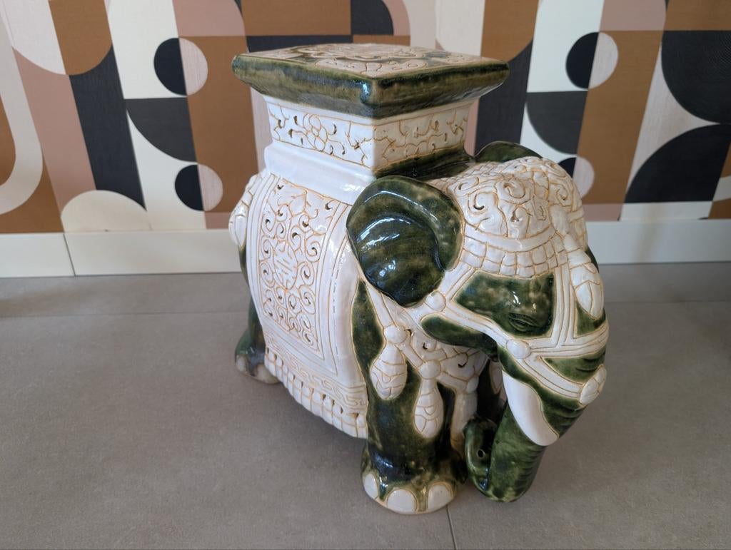 Vintage keramiek bijzettafel olifant, Ophalen