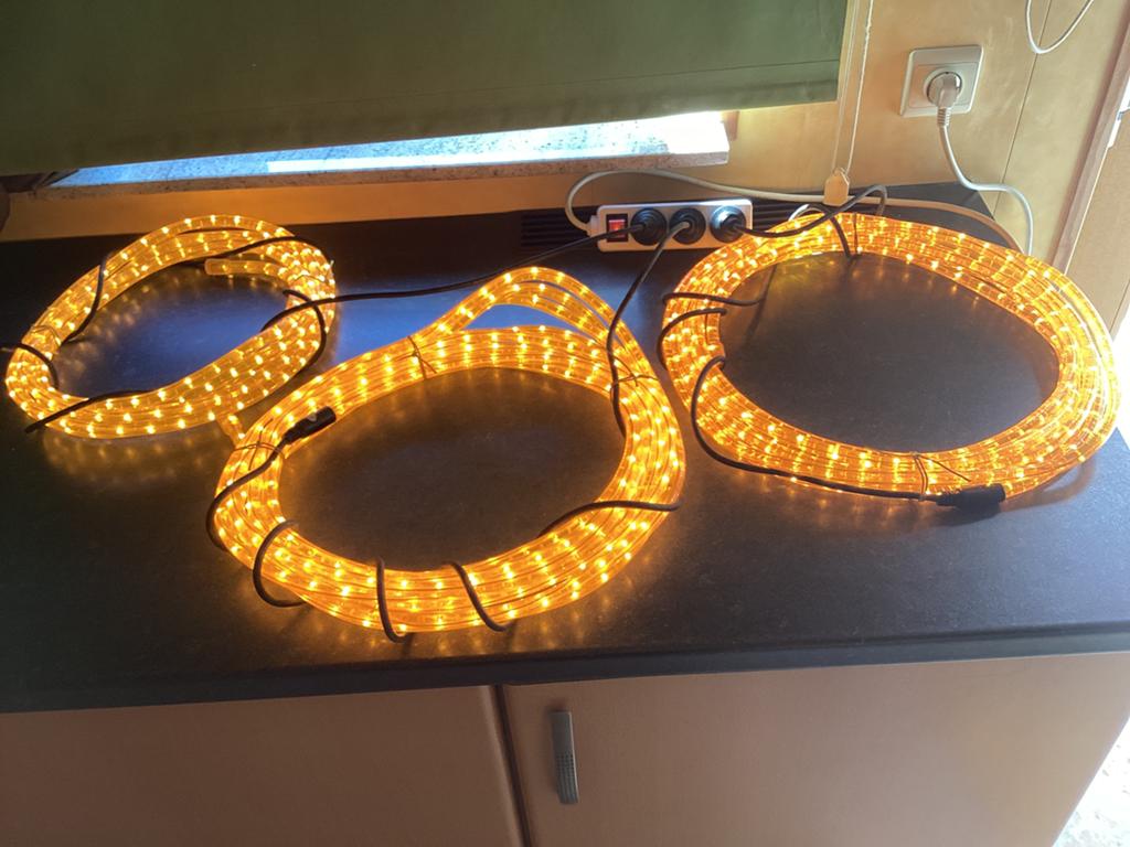 3 Led lichtslangen samen, Ophalen, Zo goed als nieuw