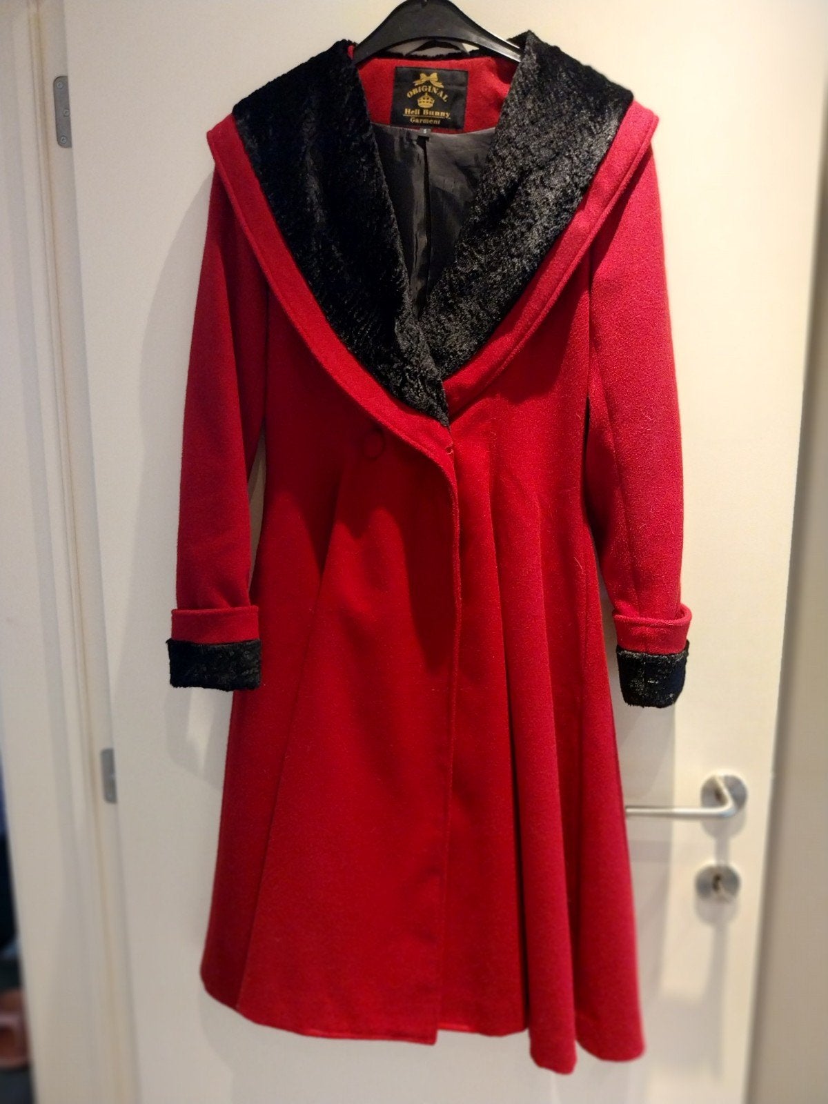 Hell Bunny rode vintagejas, Kleding | Dames, Ophalen of Verzenden, Zo goed als nieuw, Hell Bunny, Maat 36 (S)