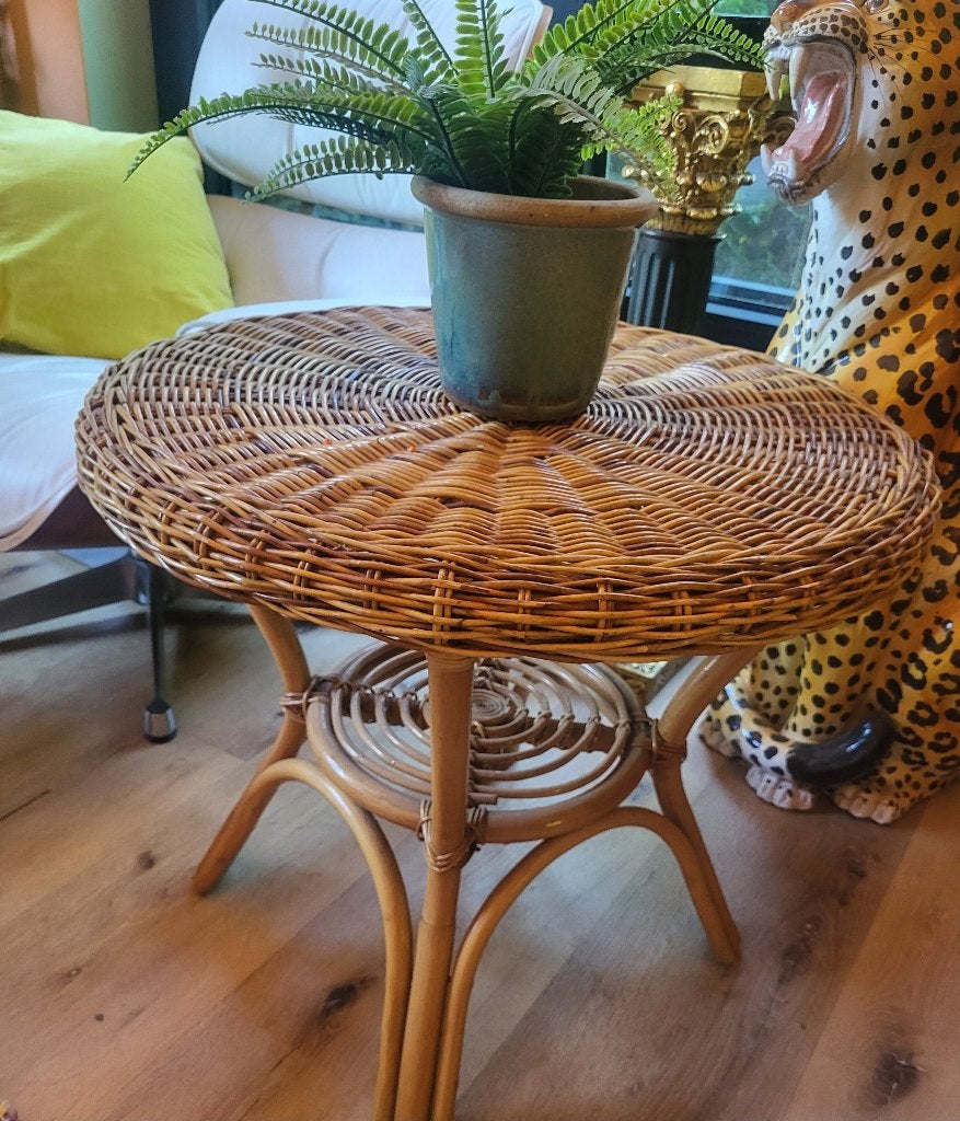 Leuk vintage rotan / rieten tafeltje, Ophalen