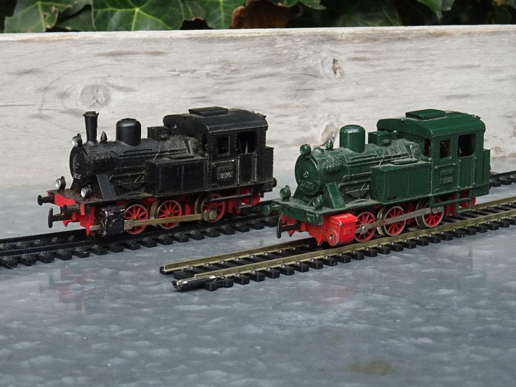 Ensemble de 2 locomotives Märklin - HO, Analogique, Enlèvement ou Envoi, Courant alternatif, Utilisé